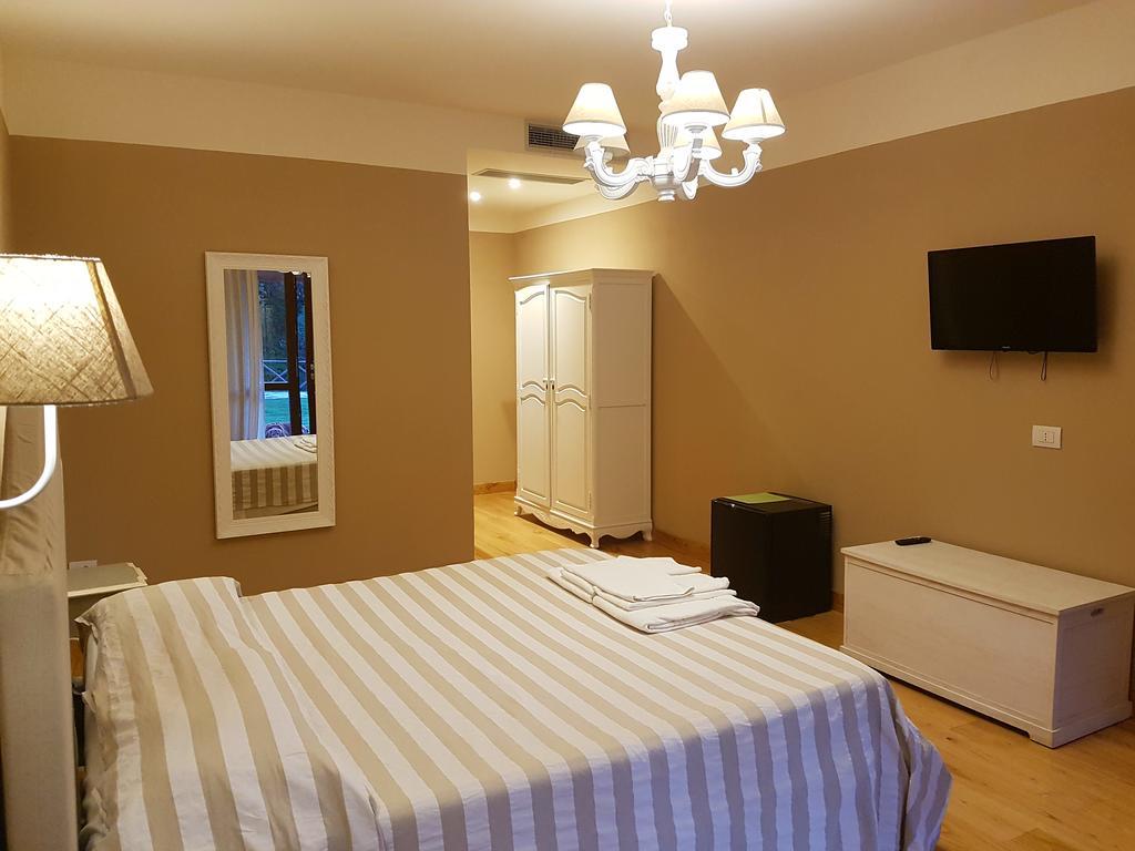 Agriturismo Podere S. Croce Saturnia Eksteriør bilde